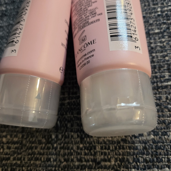 Lancôme Confort Hand Cream - Soft Pink - Picture 5 of 5